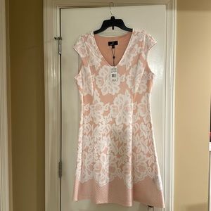 RonniNicole sleeveless dress